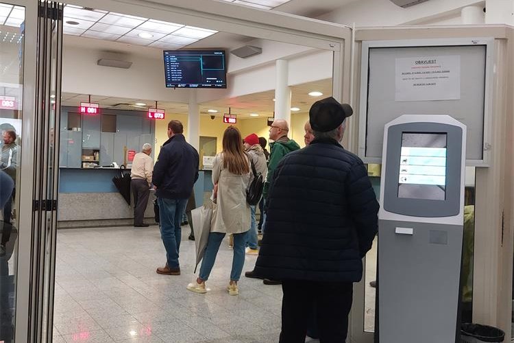 Na Veliki petak šalter-sala u riječkoj Policijskoj upravi radi od 8 do 12 sati