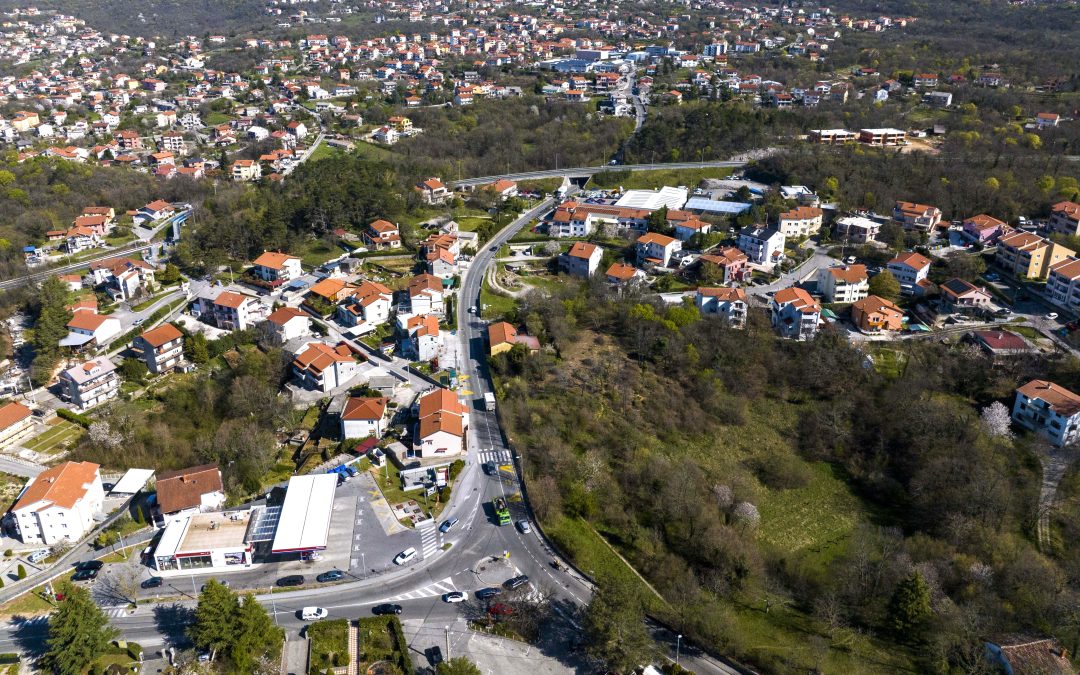 Uskoro počinje rekonstrukcija ceste Vozišće – Mavri