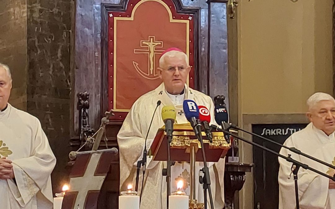 Riječki nadbiskup Uzinić: Ne možemo reći da nas se ne tiče ekonomija i rat s carinama koji će najviše pogoditi najslabije