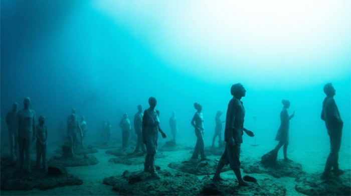 There is a new museum being constructed in the ocean