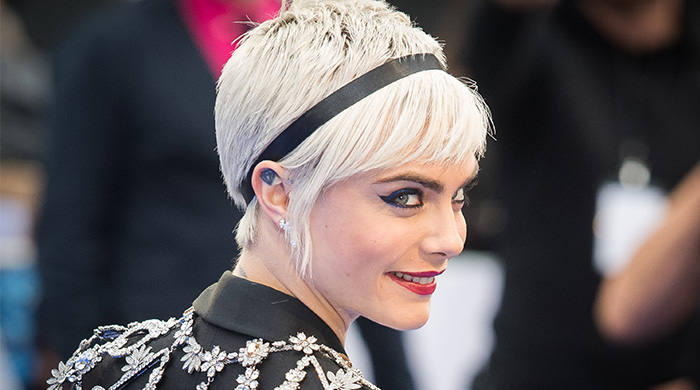 20 Ways to pull off short hair on your wedding day