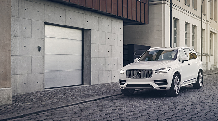 Cruising towards autonomous driving: The new Volvo XC90