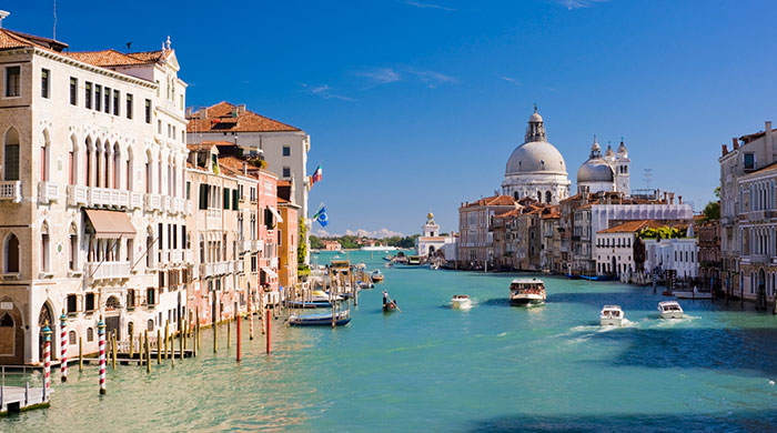 6 Reasons why you should visit Italy