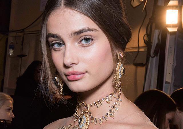 #BackstageBeauty: Bobbi Brown for Marchesa and Jenny Packham AW16