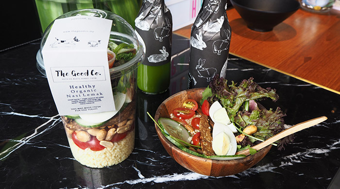 How to make a Healthy Organic Nasi Lemak Salad by The Good Co.