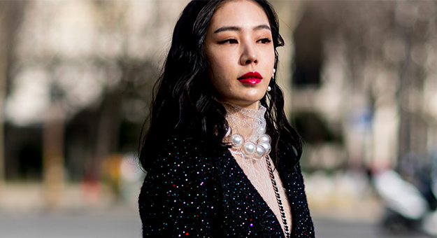 The best beauty looks on the streets of Paris Fashion Week AW18