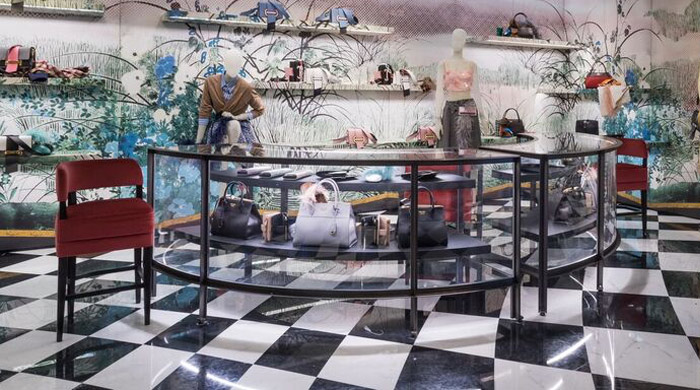 Shifting backgrounds at the ‘Graphic Rooms’ by Prada