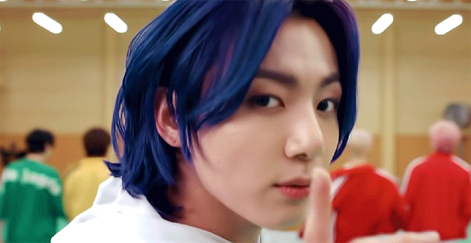 How to rock bold coloured hair, according to your favourite K-pop men
