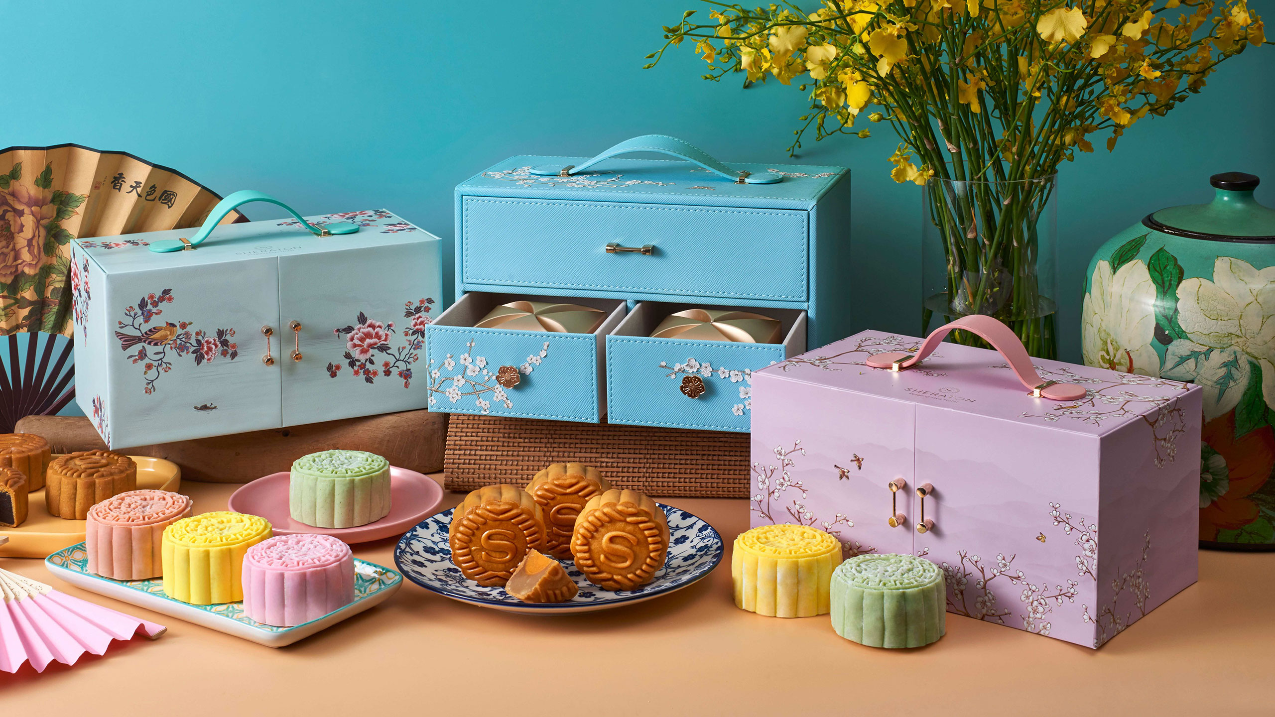 JW MARRIOTT PRESENTS JW MOONCAKES, Sugar & Cream