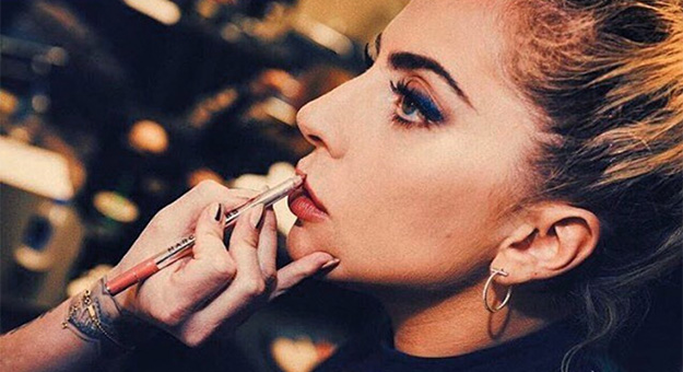 Lady Gaga’s makeup artist on holiday looks and new trends to watch out for in 2018