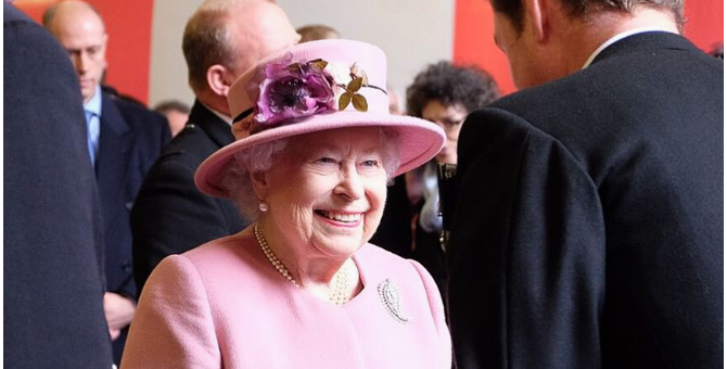 Queen Elizabeth II tests positive for Covid-19 and Twitter isn’t letting her sleep it off
