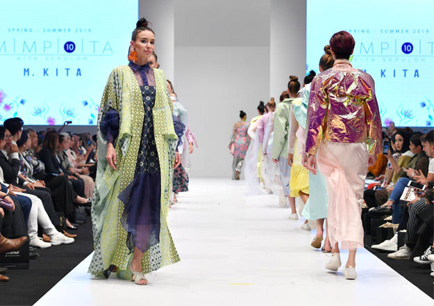 8 Looks from KLFW 2018 we want to wear this Merdeka Day