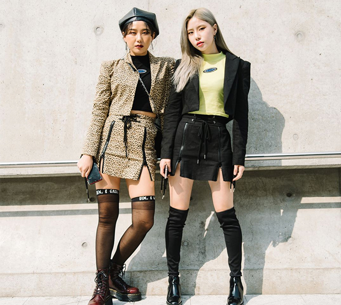 Baggy Jeans and Knee-High Boots Ruled the Streets at Seoul Fashion Week