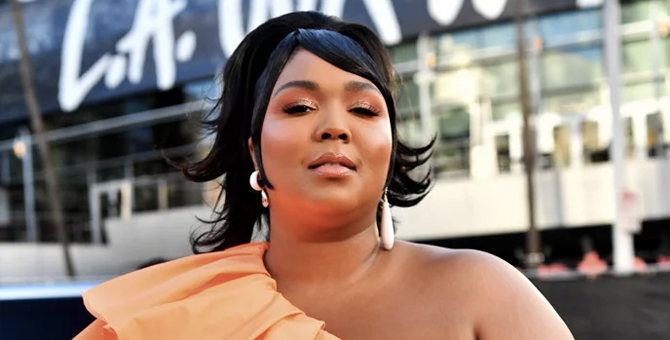 Beauty Buzz Lizzo Claps Back At Body Shamers On Tiktok Cardi Bs Hair Routine Is A Religious 3526