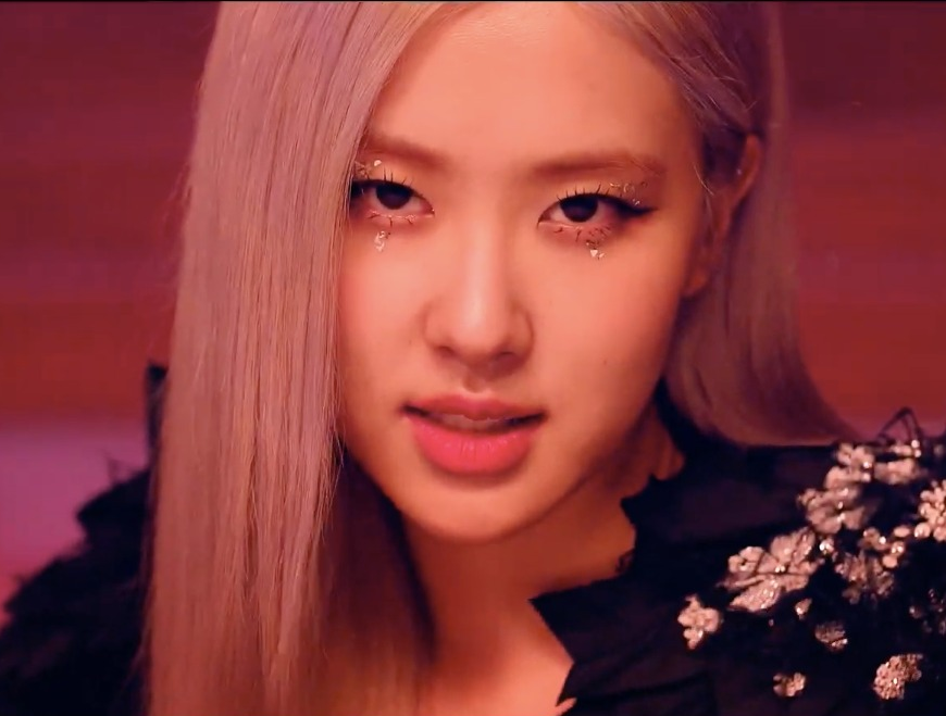 The Best Beauty Moments From Blackpink S How You Like That Music Video Buro