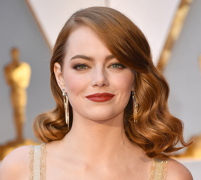 emma stone natural hair color