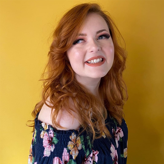 How does a blind girl do her makeup? Self-appointed ‘blind TikTok teacher’ Lucy Edwards weighs in