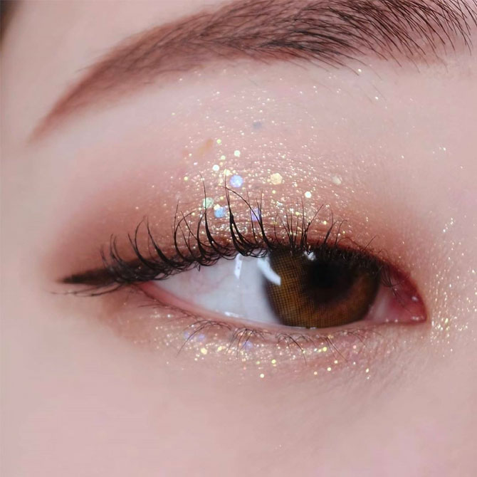 5 Best NYE makeup looks to ring in 2022 (complete with tutorials!)