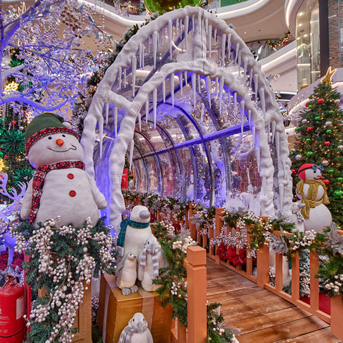 Những christmas decorations in malls đẹp mắt nhất tại Việt Nam