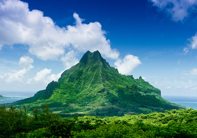 Mount Roto Nui Volcanic Mountain Moorea Island tahiti