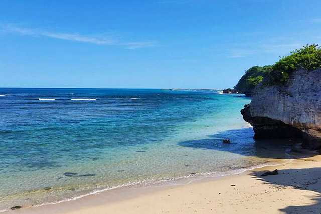 geger beach bali