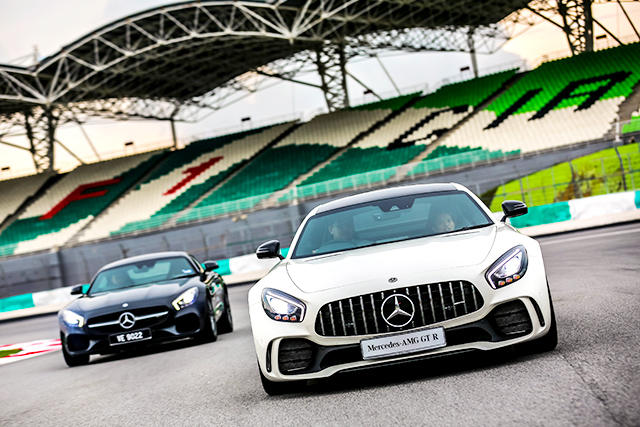 mercedes amg gt r racetrack