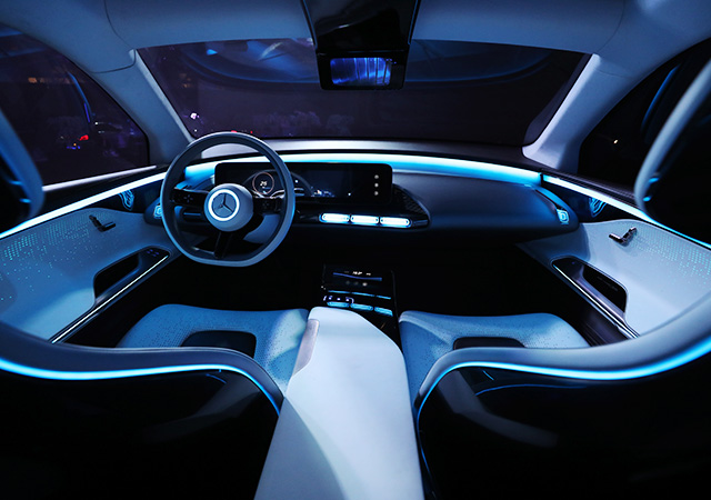 mercedes benz concept eq kl 2018-interior