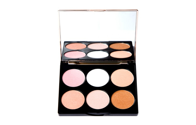 3 Handy face palettes for a perfectly-sculpted beauty look