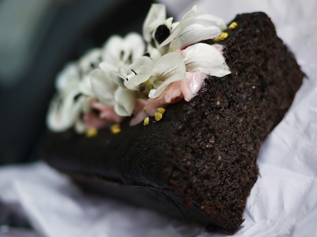 dark chocolate black sesame tea cake recipe