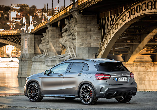 mercedes  GLA 45 AMG 4MATIC 2017