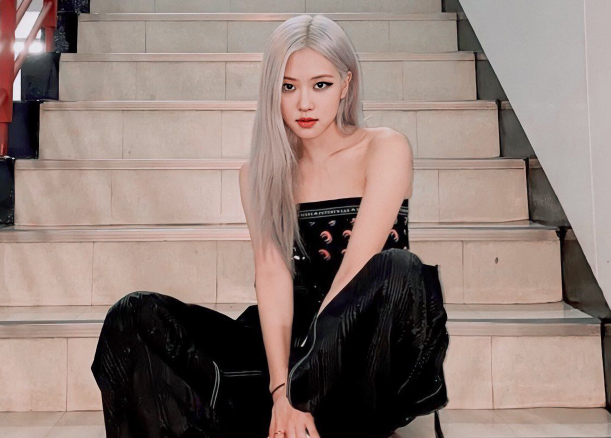 Blackpink’s Rosé is the epitome of cool-girl chic—here’s how you can emulate her style