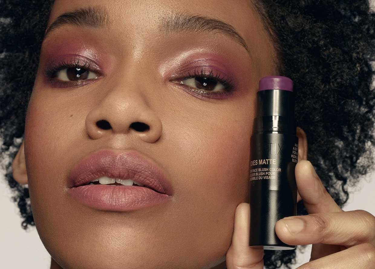Purple blush is back in—here’s where to shop the look
