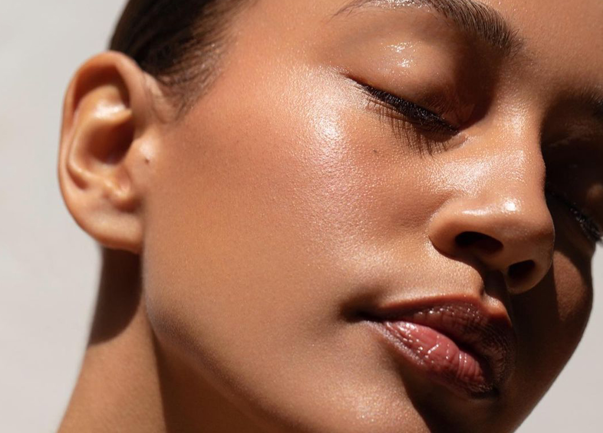 Embrace a glowing, clear, and toned complexion with this skin-caring duo