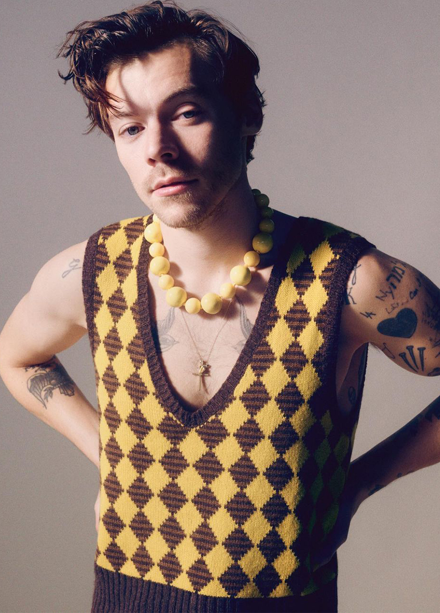 Style spotlight: 10 Fabulously flamboyant and stylish looks of Harry Styles that we can’t get enough of