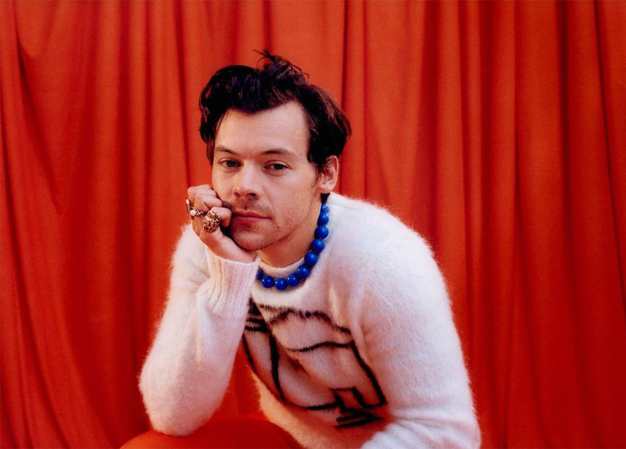 Style spotlight: 10 Fabulously flamboyant and stylish looks of Harry Styles that we can’t get enough of