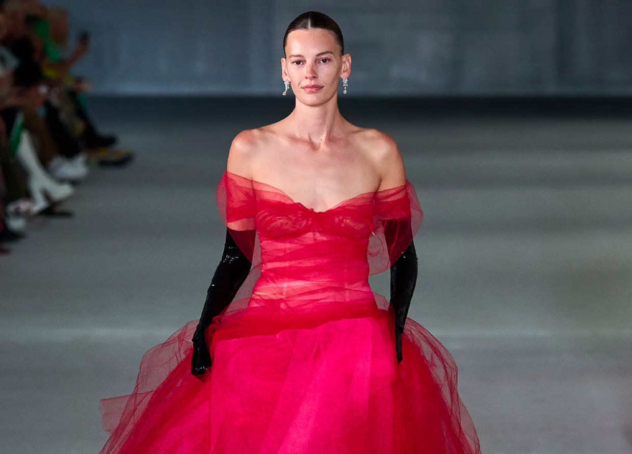 Viva Magenta: How to wear Pantone’s Colour of the Year according to the runways