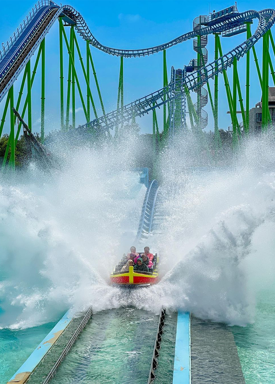 8 Water parks to visit around Malaysia for a splashing good time