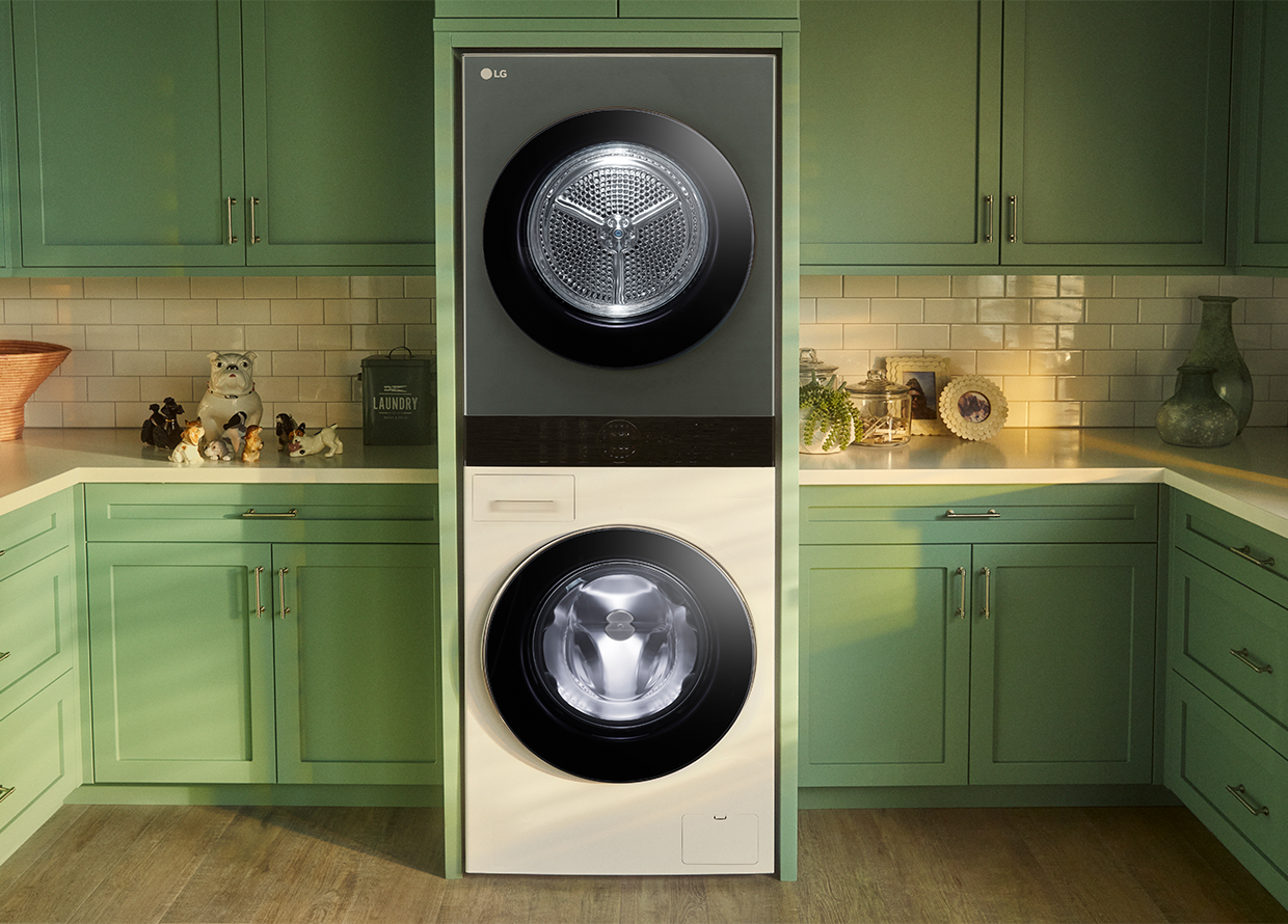 7 Convenient ways the LG Objet WashTower™ makes laundry fun