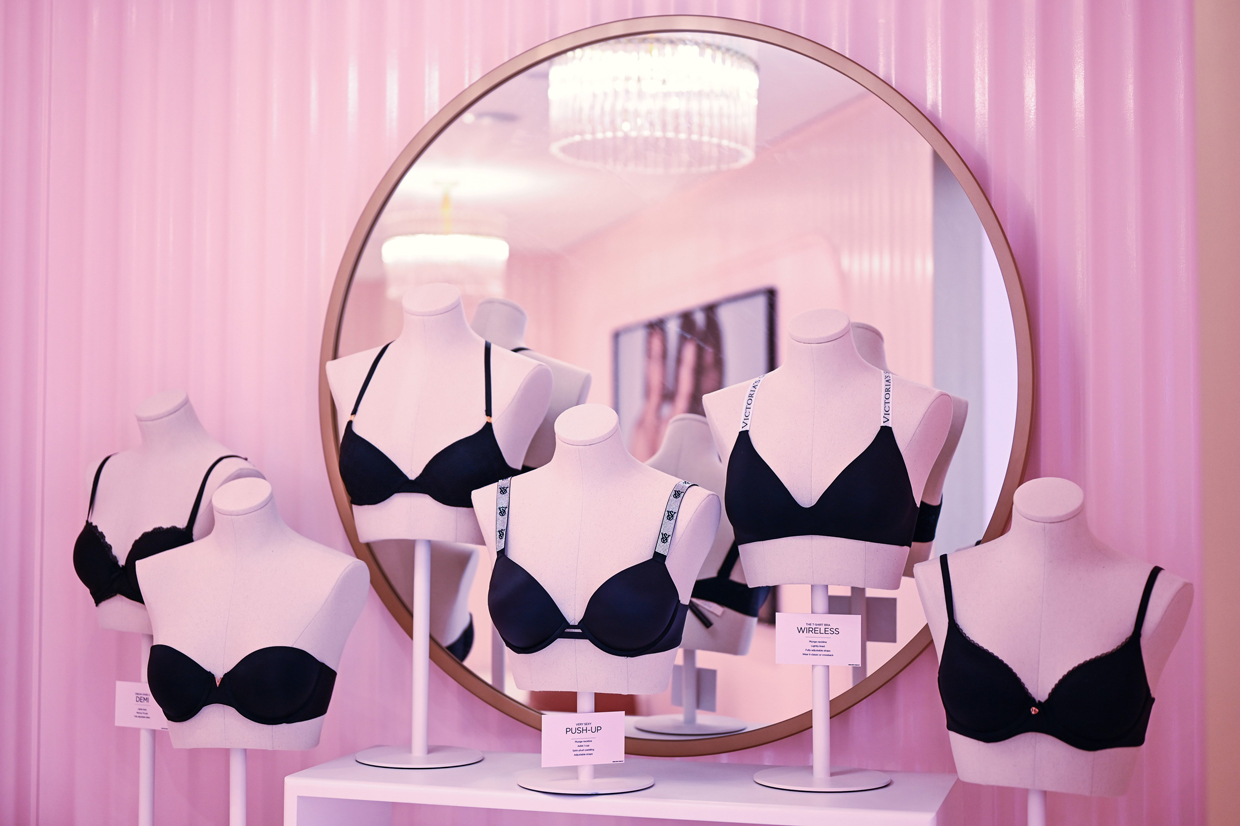 Victoria's Secret Singapore, Introducing the Icon by Victoria's Secret Bra.  You asked for a personalised fit? You got it. Featuring custom-lift  technology that chan