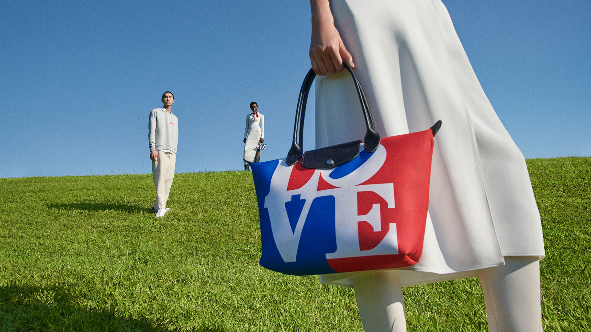 Longchamp x Robert Indiana: 5 irresistible highlights of the artistic collection