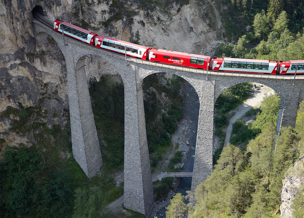 BURO Malaysia most scenic train rides, Glacier Express