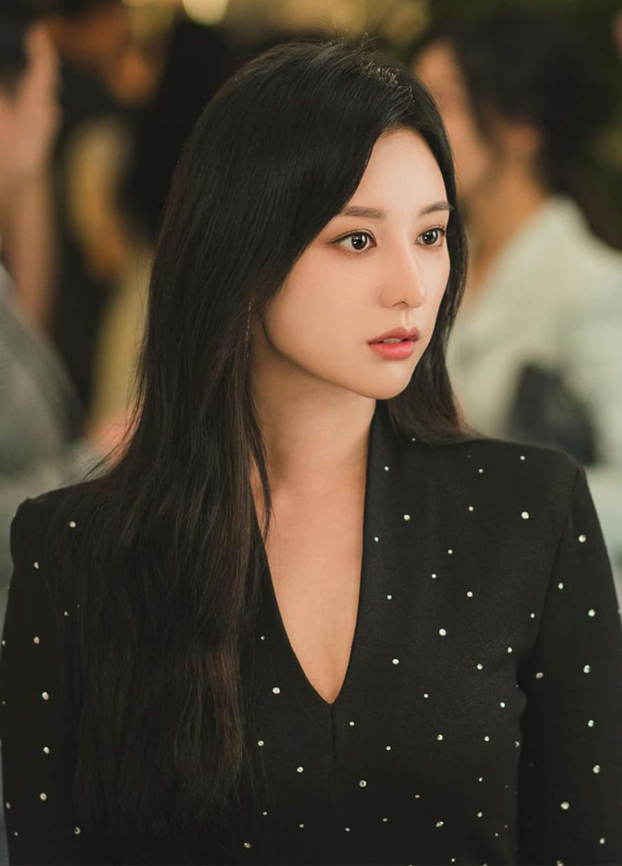 Style ID: Hong Hae-in’s best looks in Netflix’s ‘Queen of Tears’ and where to shop them