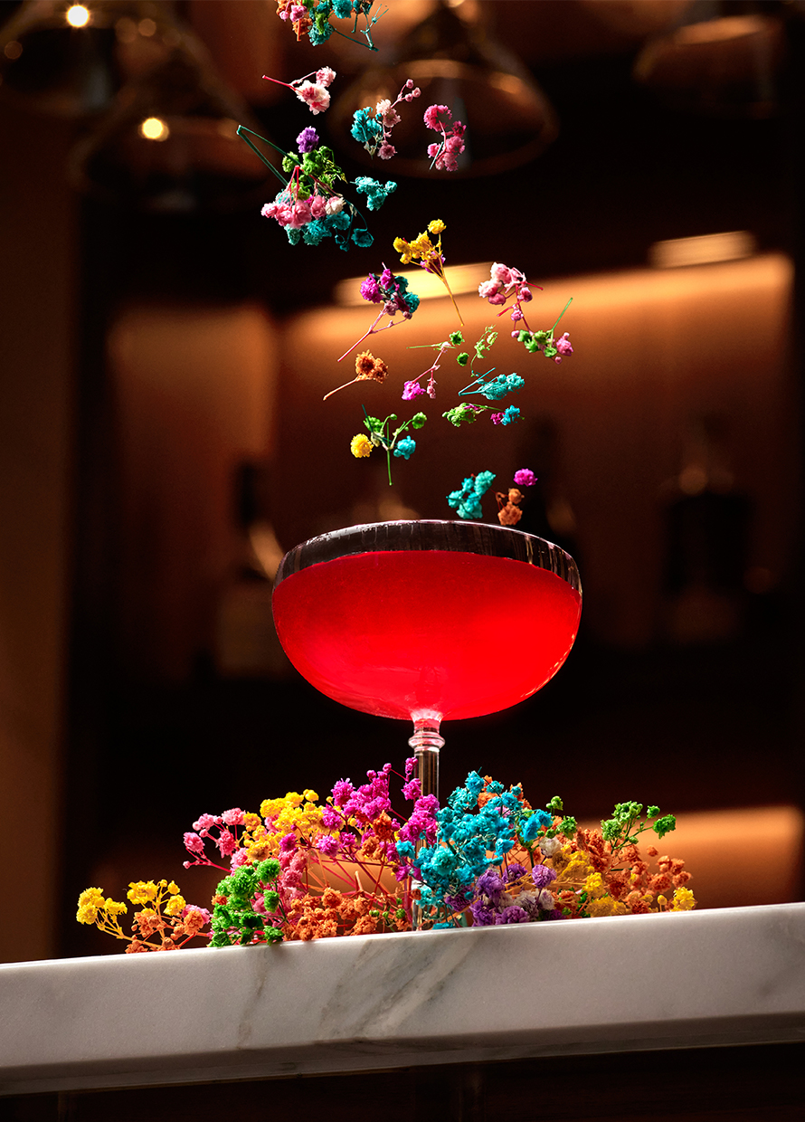 Make R Bar at Renaissance Kuala Lumpur your next drink spot