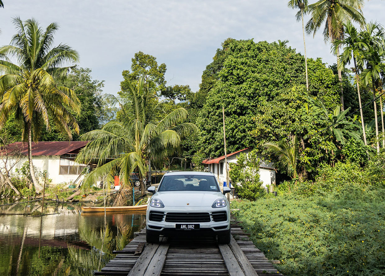 Annice Lyn explores Malaysian heritage sites with the Porsche Cayenne