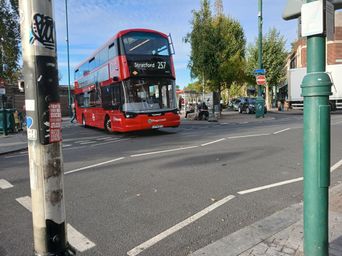 Bus LV74BYT — Wright StreetDeck Electroliner