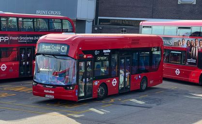 Bus LV74CGF — Wright GB Kite