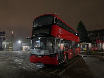 Bus LV74TLN — Wright StreetDeck Electroliner