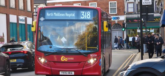 Bus YY15HKA — ADL Enviro 200