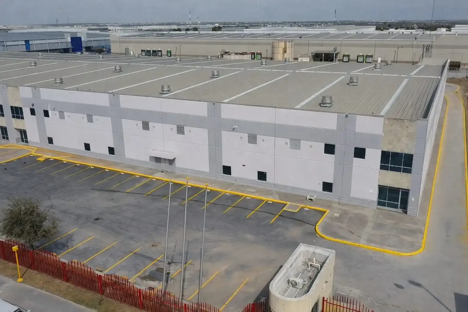 Nave Industrial de 3,795 m² en Renta en Nuevo Laredo Poniente