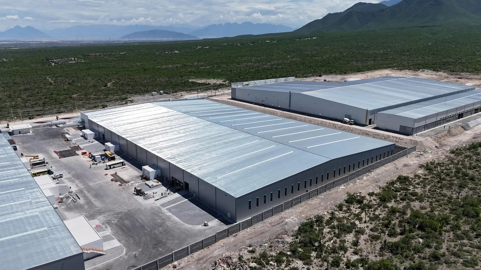 【克雷塔罗 · Colón】 Parque Industrial Hau Can Colón 园区 11,200 m² 甲级工业厂房 (现房出租) - 墨西哥工业厂房 Gongye Space